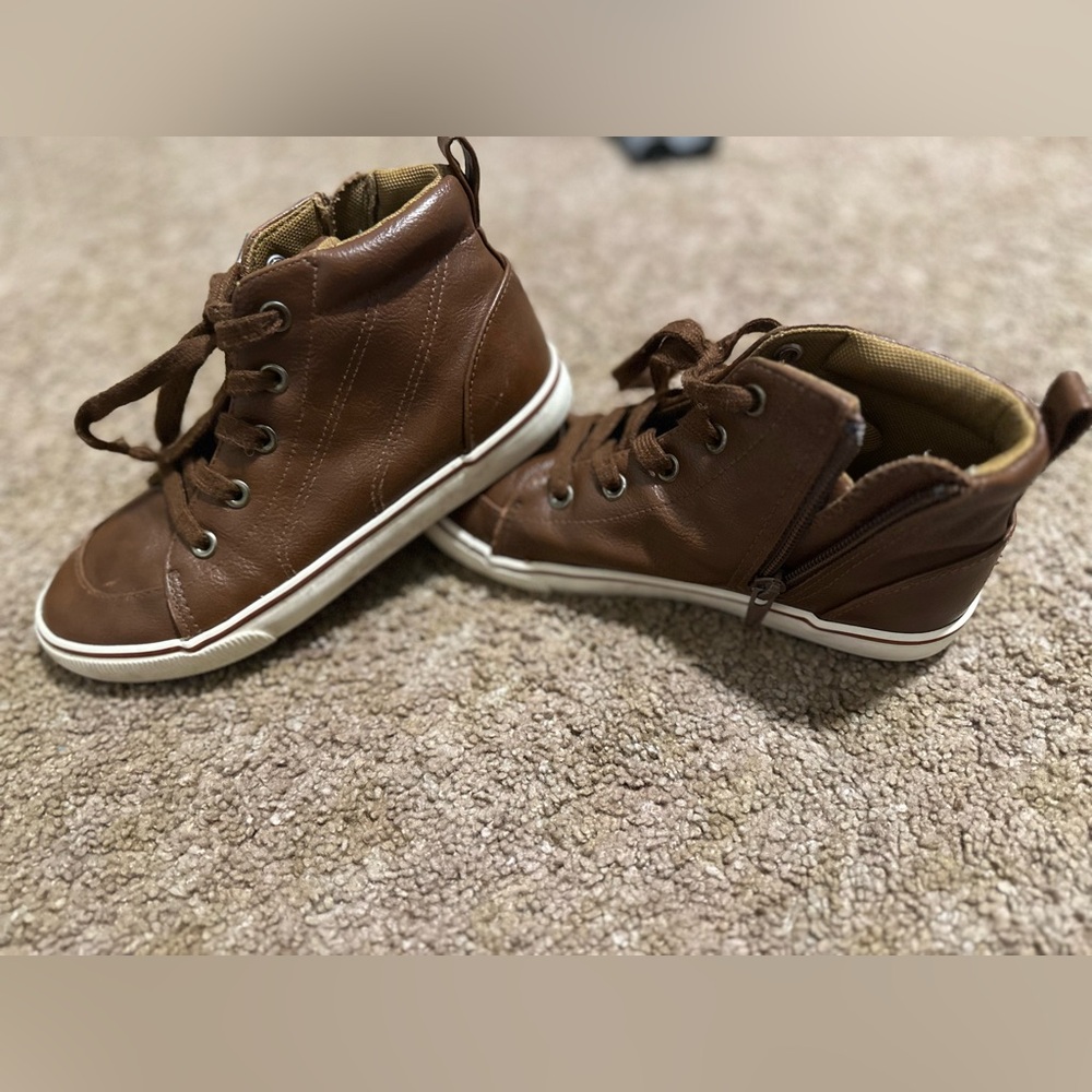Cat&Jack Brown Kids High-Top Sneakers